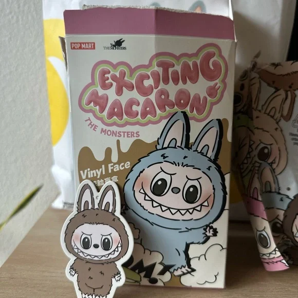 Exciting Macaron 10個セット ラブブマカロンTHE MONSTERS Exciting Macaron正規品 - メルカリ